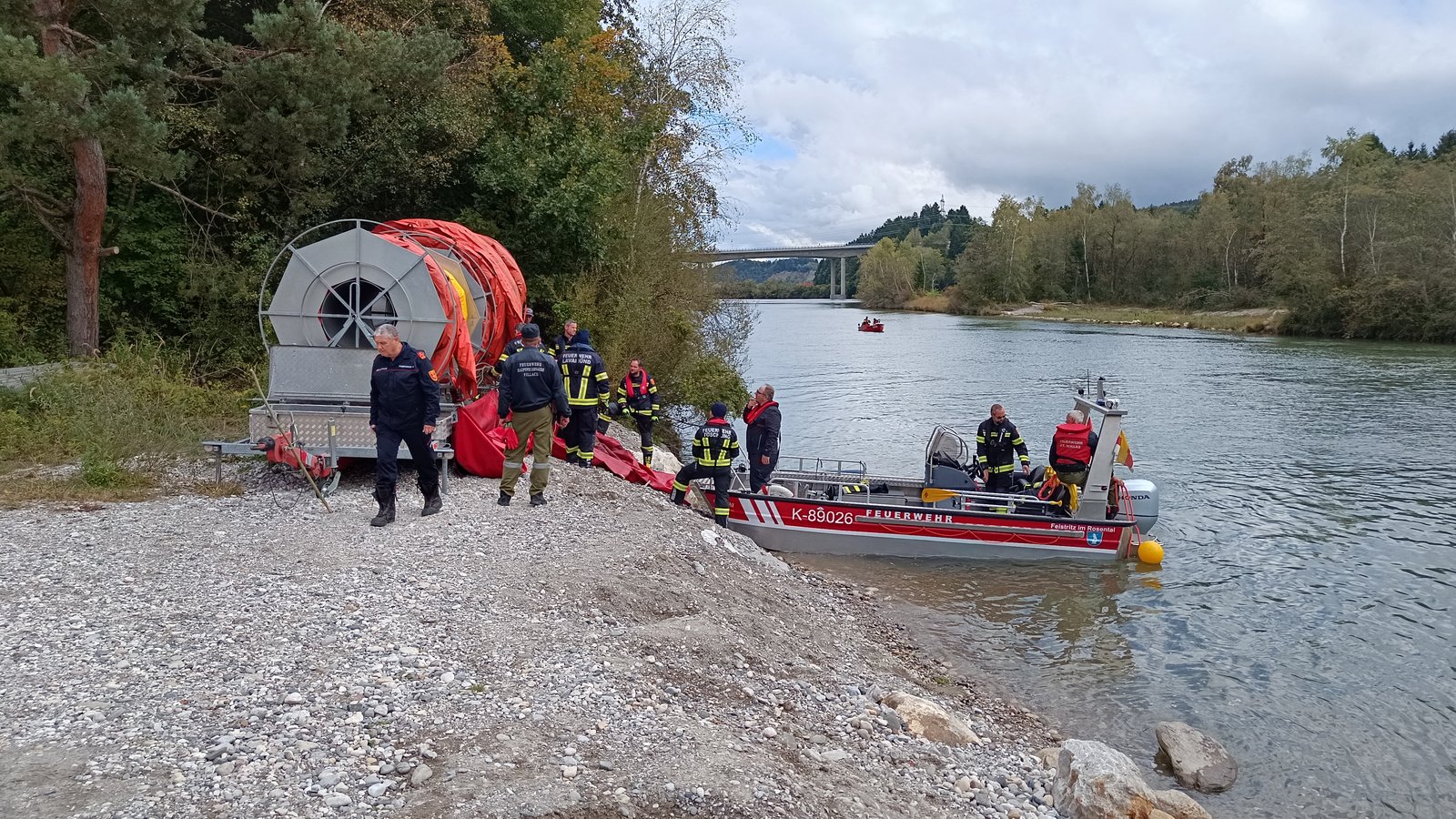 Wasserdienstausbildung der Hauptfeuerwache Villach